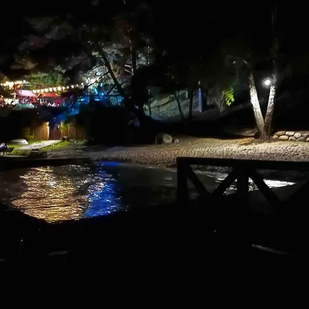 Wpadnij Do Lasu , Na Skalce Prázdninový dům Ocypel