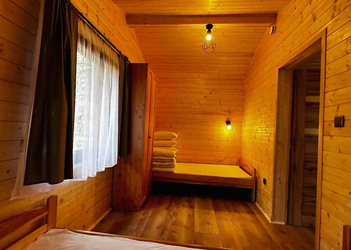 Wpadnij Do Lasu , Na Skalce 度假居