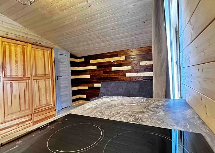 Wpadnij Do Lasu , Na Skalce 奥塞佩尔